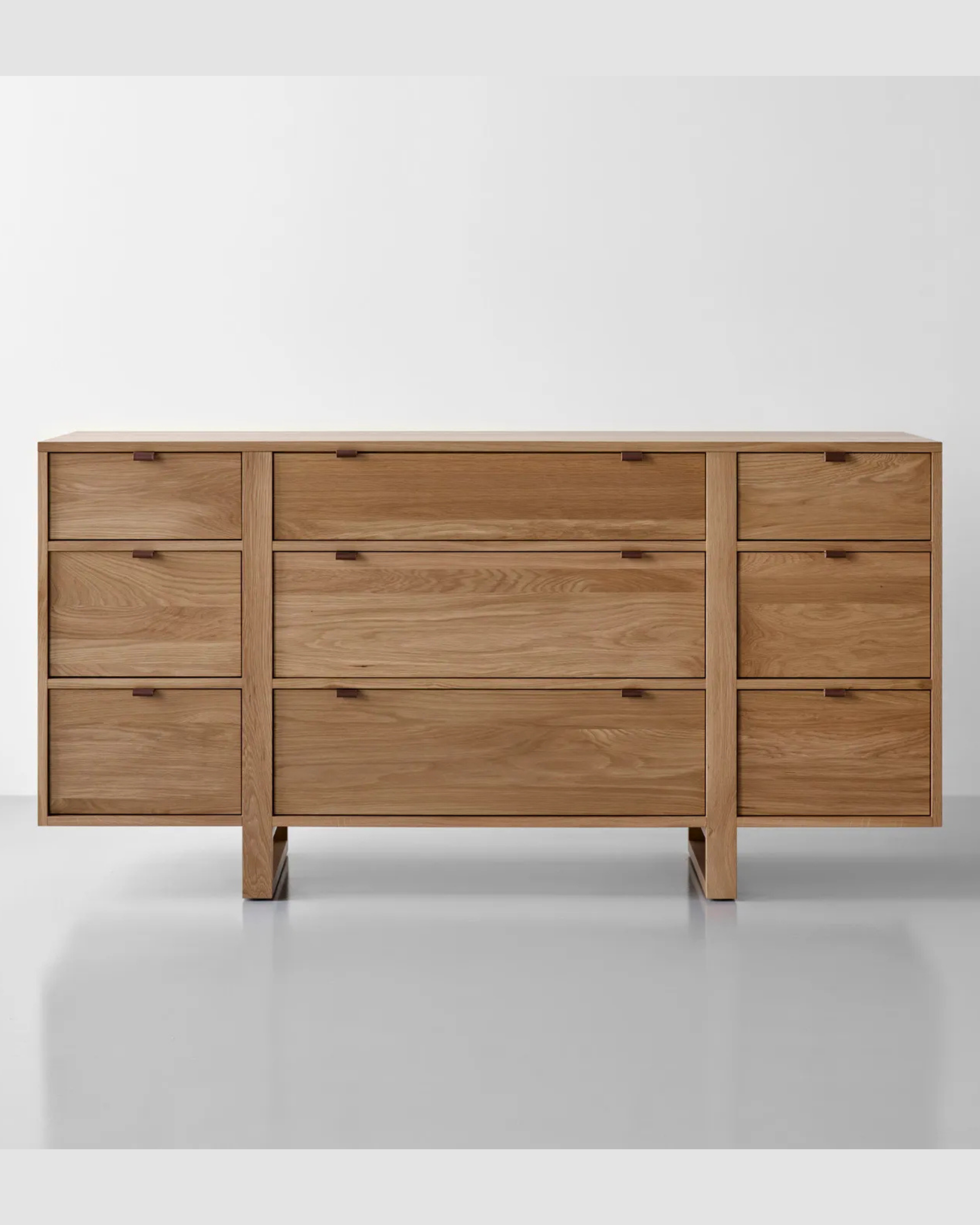 Masif Meşe Yatak Odası Takımı, Axis.