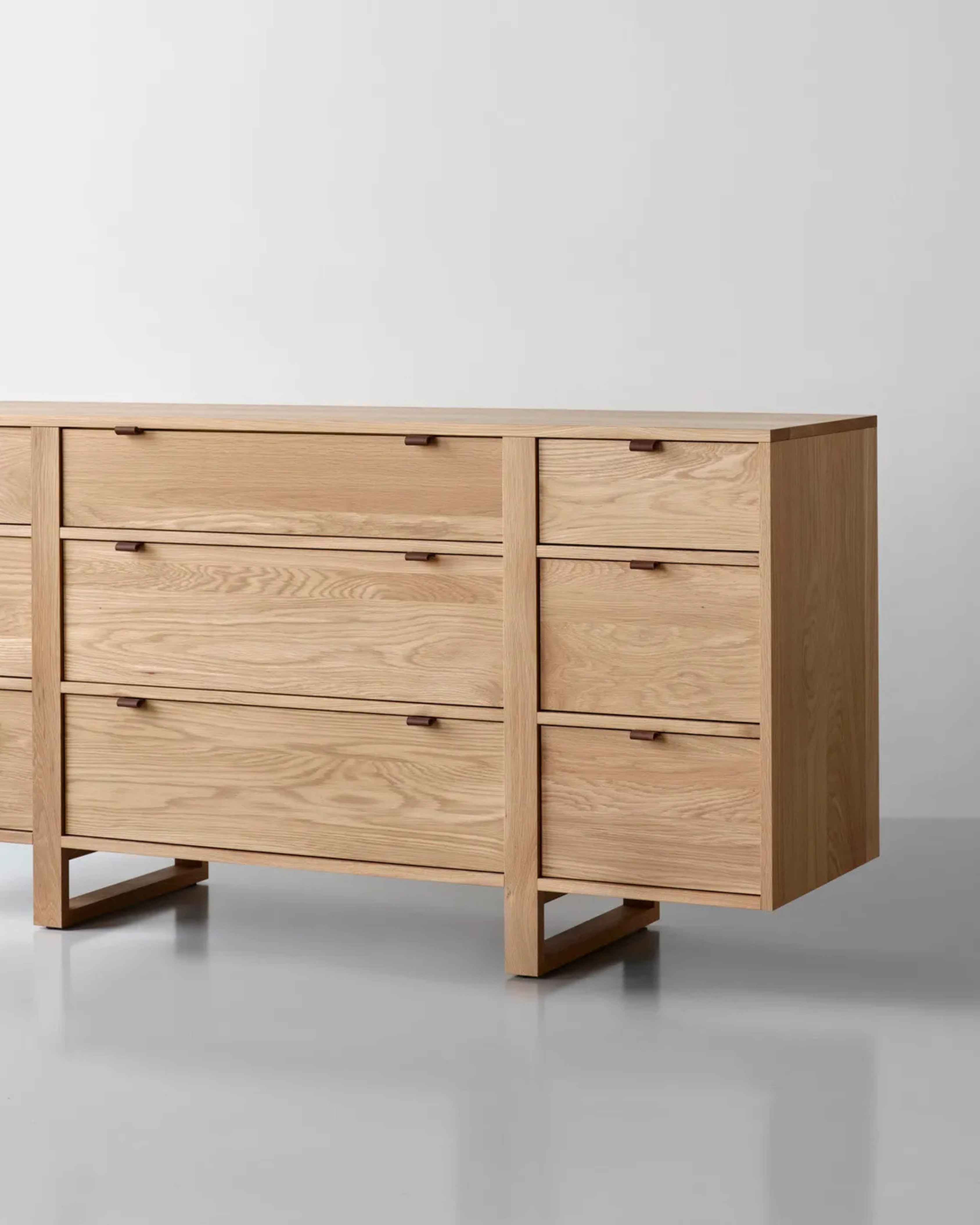 Masif Meşe Yatak Odası Takımı, Axis.