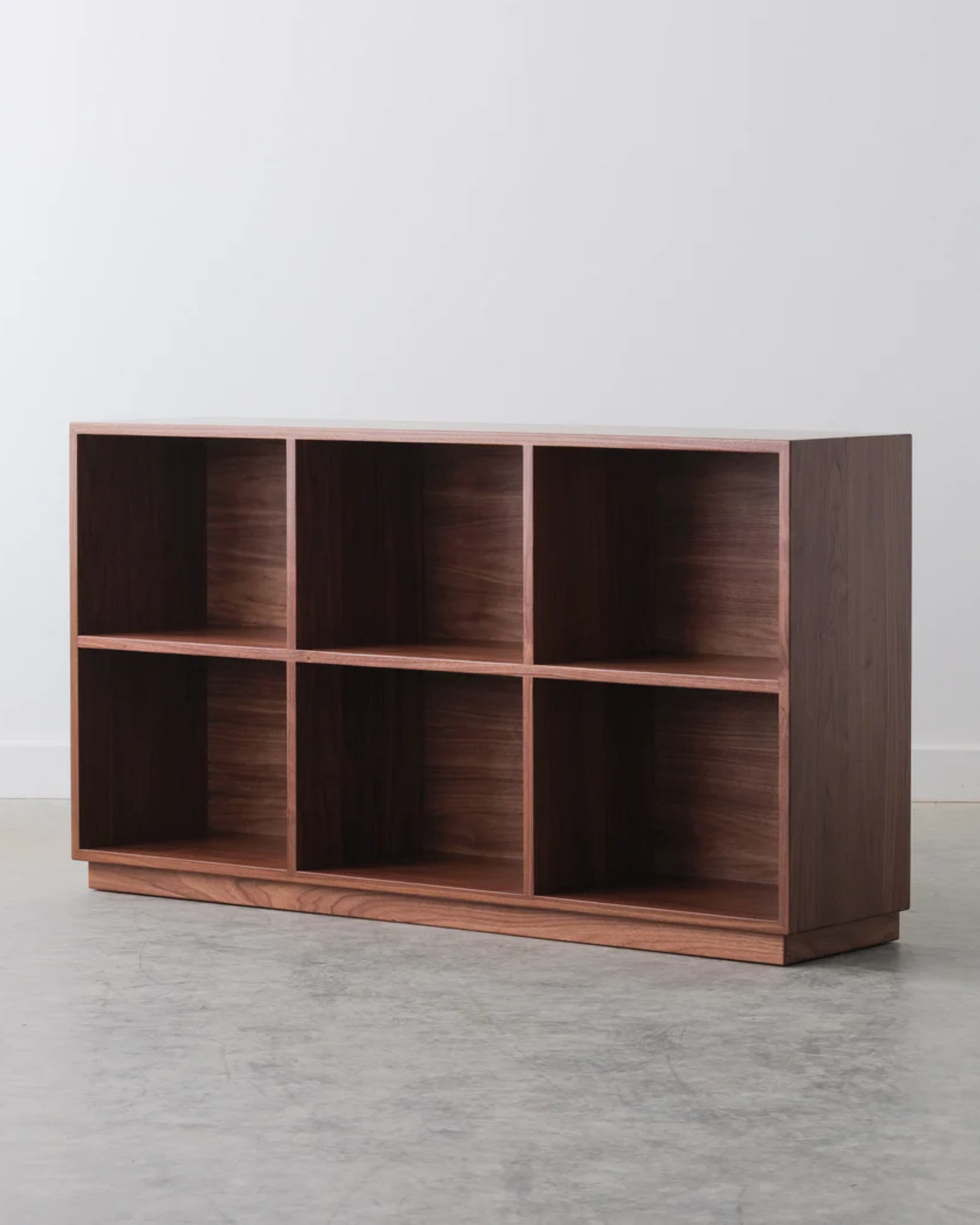 Masif Meşe Raf Sistemi, Kube.