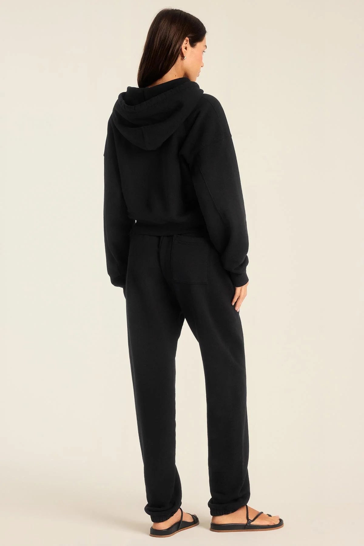 Kadın Fermuarlı Kapüşonlu Crop ve Jogger Eşofman Altı Takımı