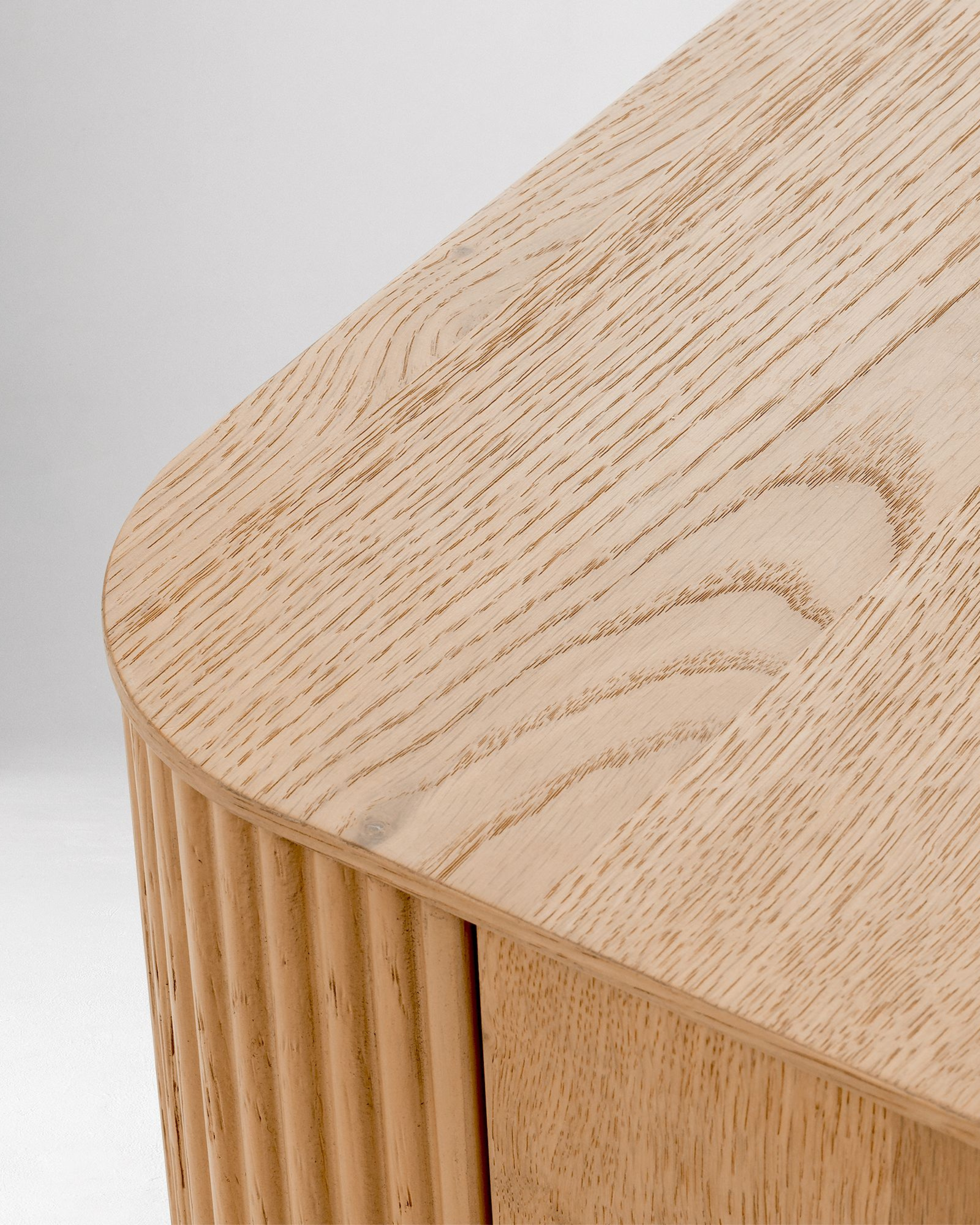 Masif Meşe Askılı Kabin, Flute