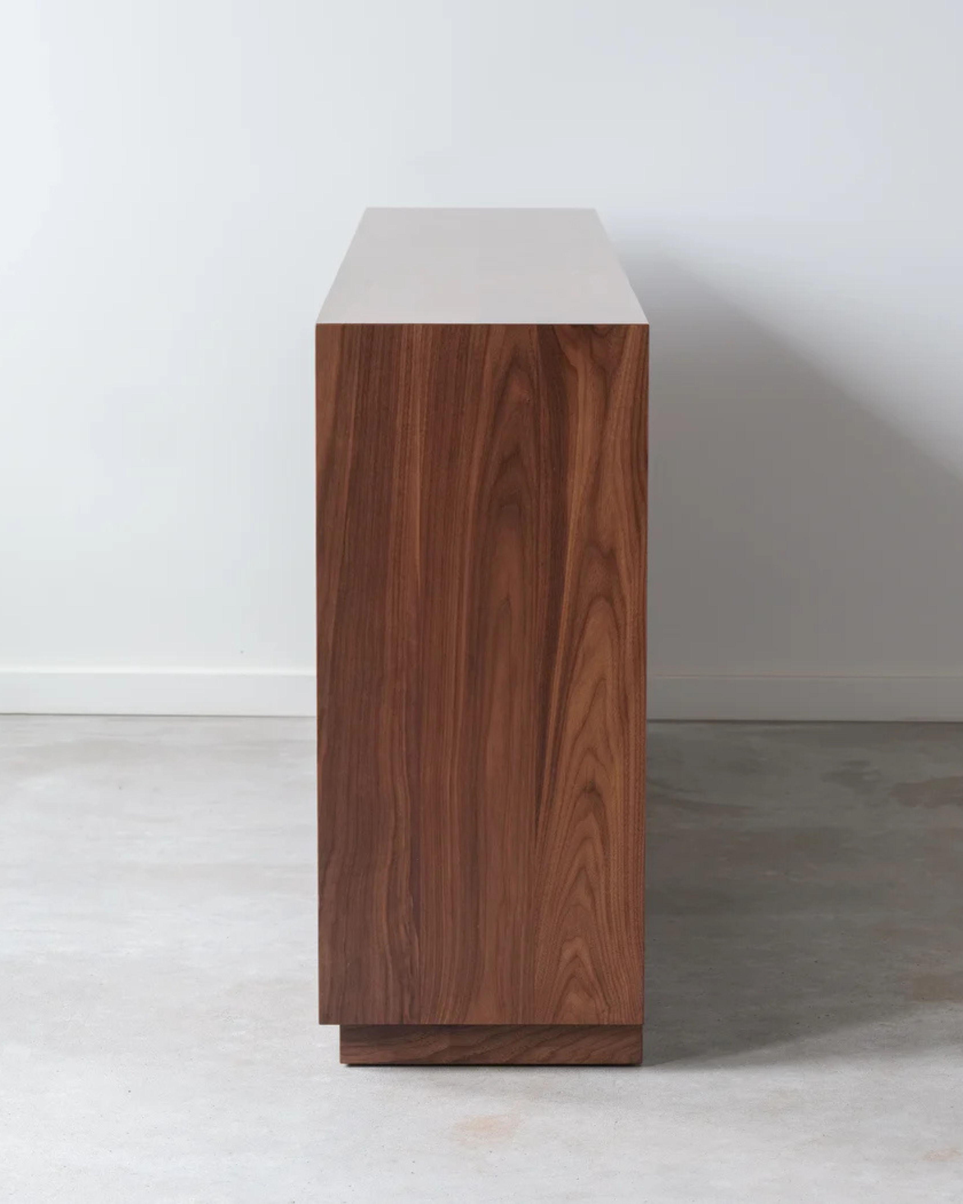 Masif Meşe Raf Sistemi, Kube.